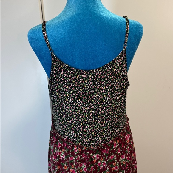NATURAL LIFE Kaia Floral Patchwork tiered peasant prairie flowy Maxi Dress Med - Picture 7 of 9